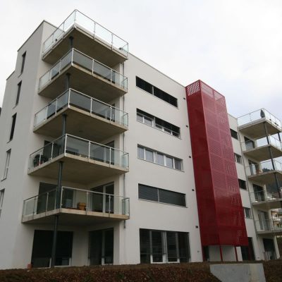 2 immeubles d’habitation comprenant 11 et 9 appartements ainsi qu’un parking souterrain commun – Cernier