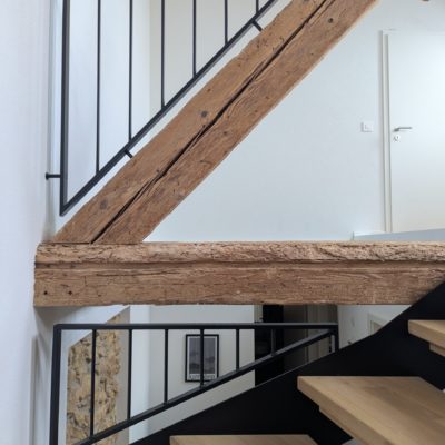 Rénovation d&rsquo;un bâtiment existant datant de 1790 en 3 appartements – Bôle